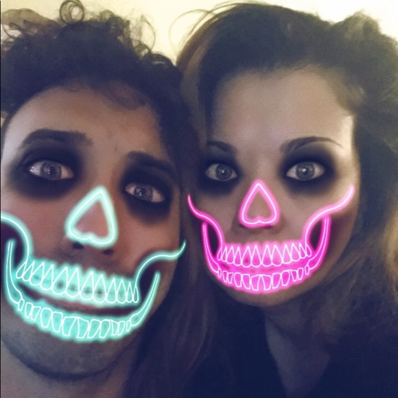 Meet your Posher, Janet - Picture 3 of 3